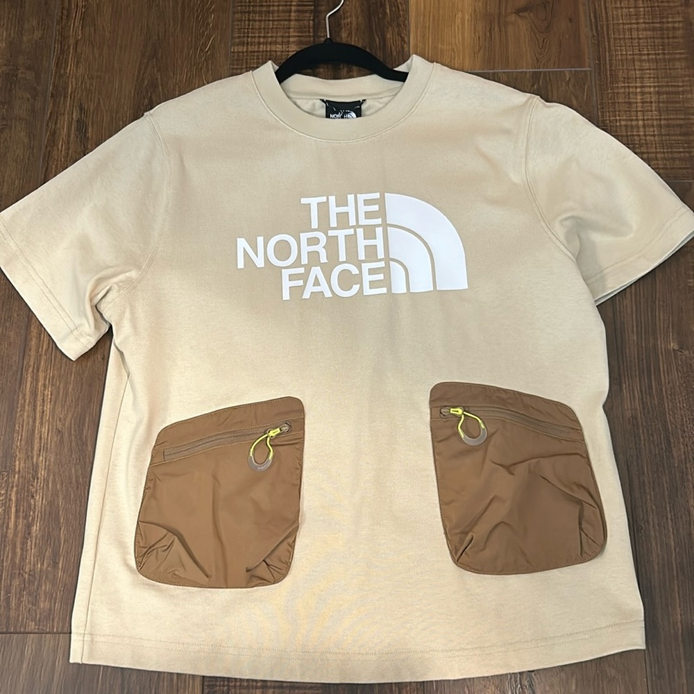 Oversized heavyweight north face tshirt